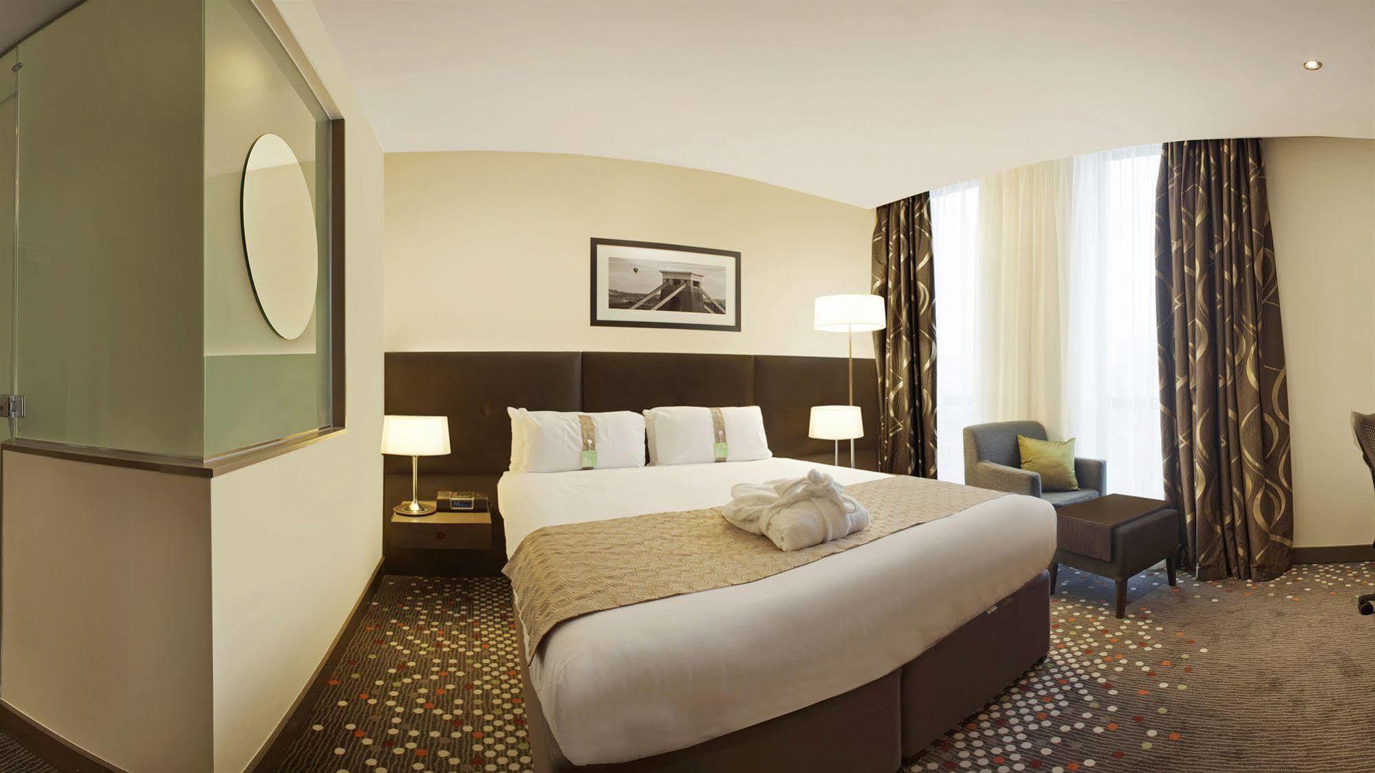 Holiday Inn Bristol City Centre By Ihg Екстериор снимка
